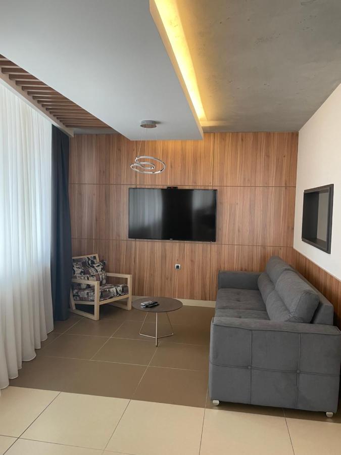 Leo Lux 1 Apartment Nis Exterior photo