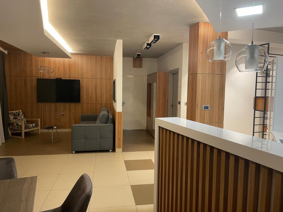 Leo Lux 1 Apartment Nis Exterior photo